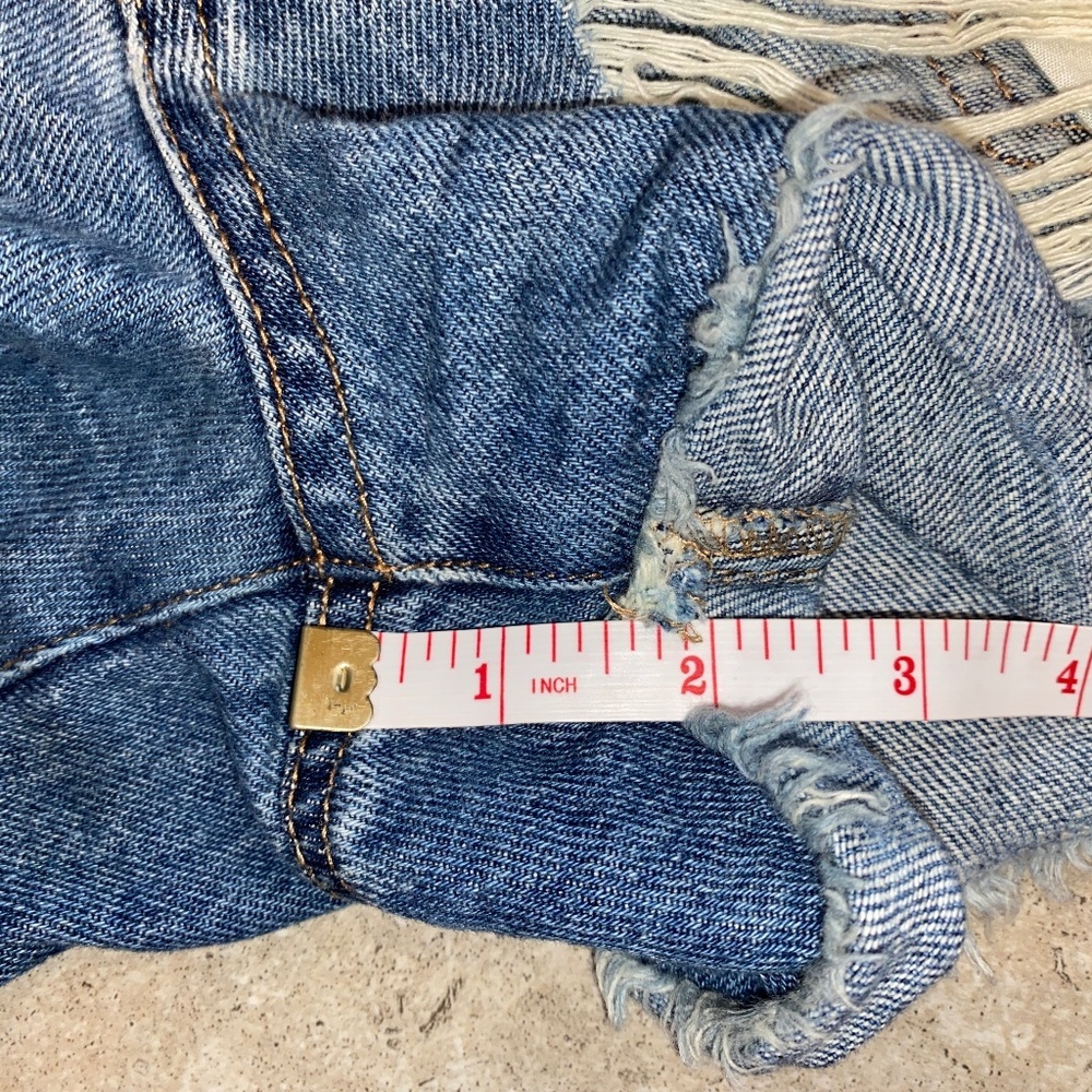 Aeropostale Mom Distressed Denim Shorts Size 0 - Picture 4 of 6